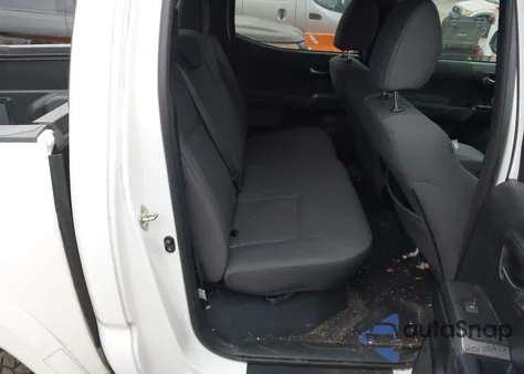 2018 Toyota Tacoma Trd Sport z USA, uszkodzony, nr VIN 3TMCZ5AN5JM145415